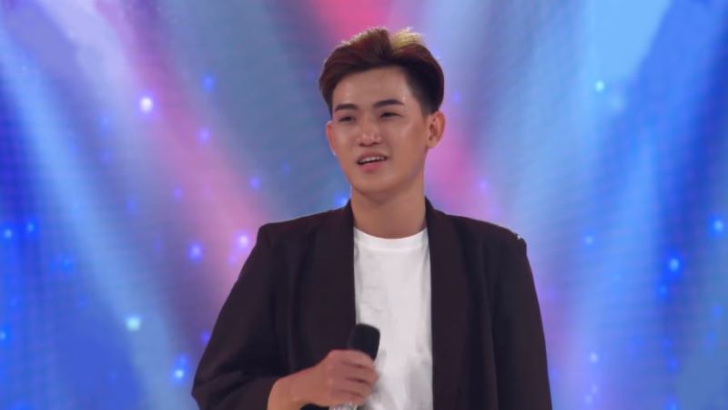Hình ảnh anh chàng trong chương trình Giọng ải giọng ai (hình ảnh cắt từ clip)