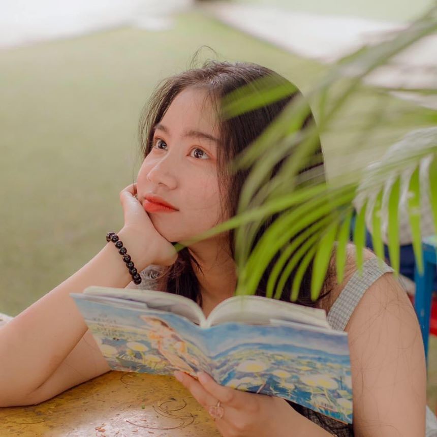 Hot tiktoker Hương Lý
