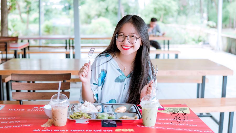 Hot tiktoker Hương Lý