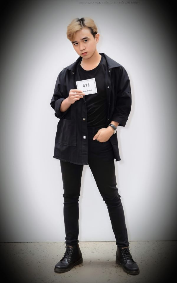 Ngọc Đông tại buổi casting model của NTK Đỗ Mạnh Cường