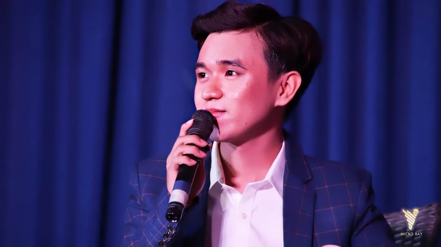 Hình ảnh chuyên nghiệp của MC Ngọc Đông
