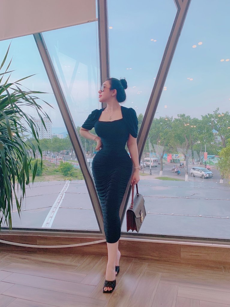 Quế Mai Mai - "nữ hoàng tắm trắng" xinh đẹp, bản lĩnh