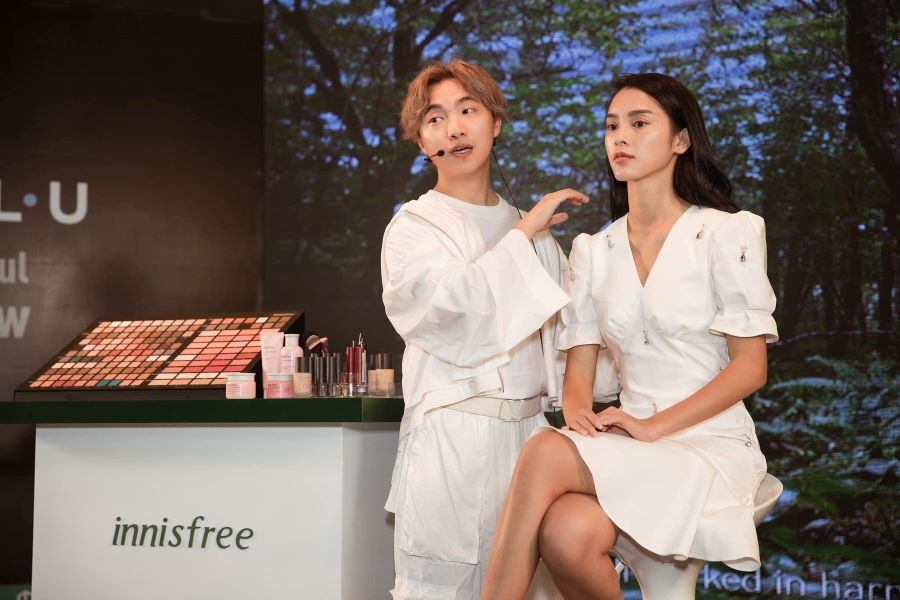 Chuyên gia Makeup Hiwon 04