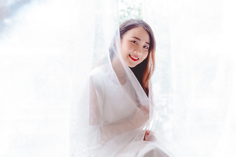 Quỳnh từng là Ủy viên Ban chủ nhiệm CLB Truyền thông Phóng viên trẻ, Trưởng ban MC/Phát thanh viên. Hiện nay, Quỳnh đang là Thành viên CLB Người dẫn chương trình Nhà văn hóa Sinh viên Tp.Hồ Chí Minh.