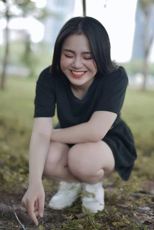 Hình ảnh năng động của MC Trịnh Hoài Thu 