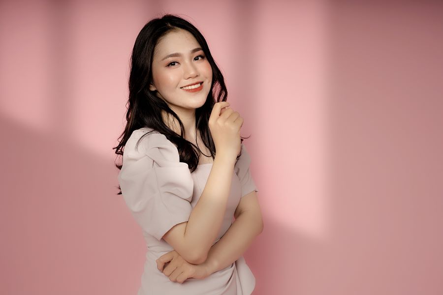 MC Trịnh Hoài Thu - Cô gái truyền lửa bằng giọng nói