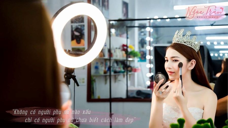 Makeup Artist Ngọc Trân