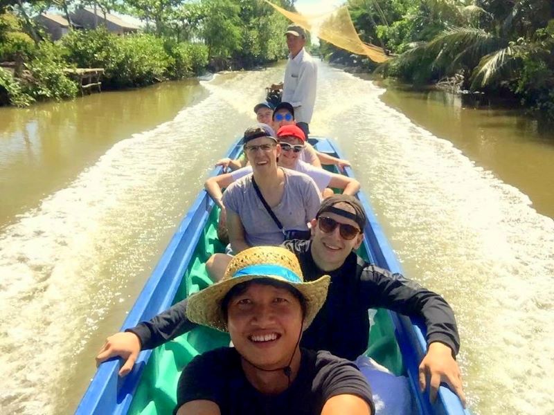 Tour Guide Hoai Linh_cover