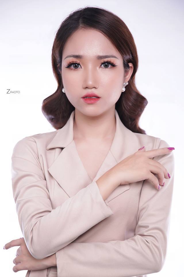 Nữ doanh nhân trẻ đã có cột mốc quan trọng khi bỏ công việc nhân viên văn phòng để chạy theo đam mê kinh doanh