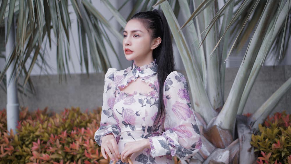 Nhan sắc ngày càng mặn mà của nàng Hot PT