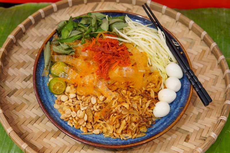 Best seller nhà Tấm với công thức sốt bí truyền, ngon tuyệt đỉnh.