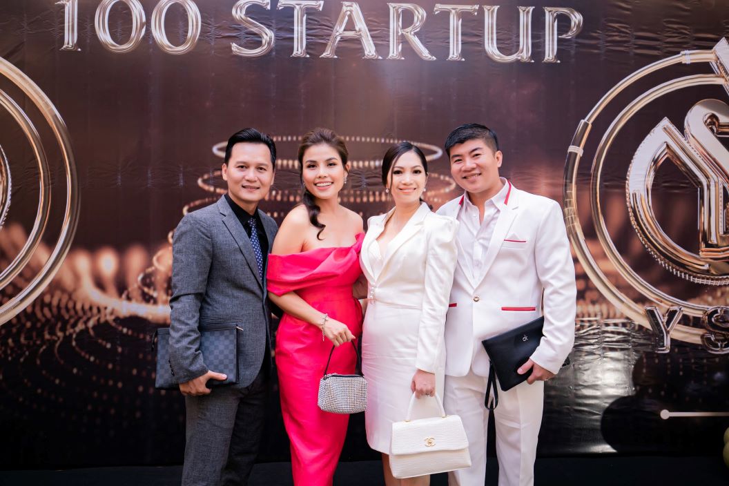 Vợ chồng Giám đốc Loan Trần cùng V.C Founder Hoàng Thúc Diễm