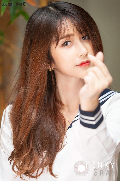 Vẻ ngoài vô cùng dễ thương của cô nàng
