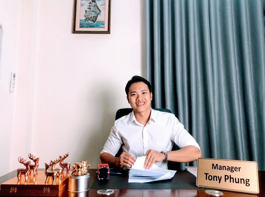 CEO Tony Phùng thành công bằng chính đam mê của mình