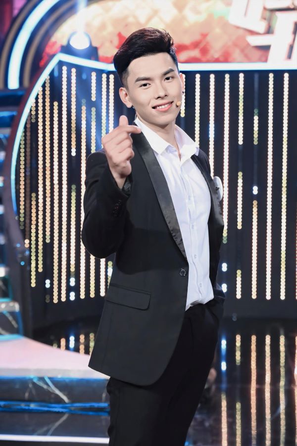 Hotboy Trần Tuấn Anh- quý ông dịu dàng