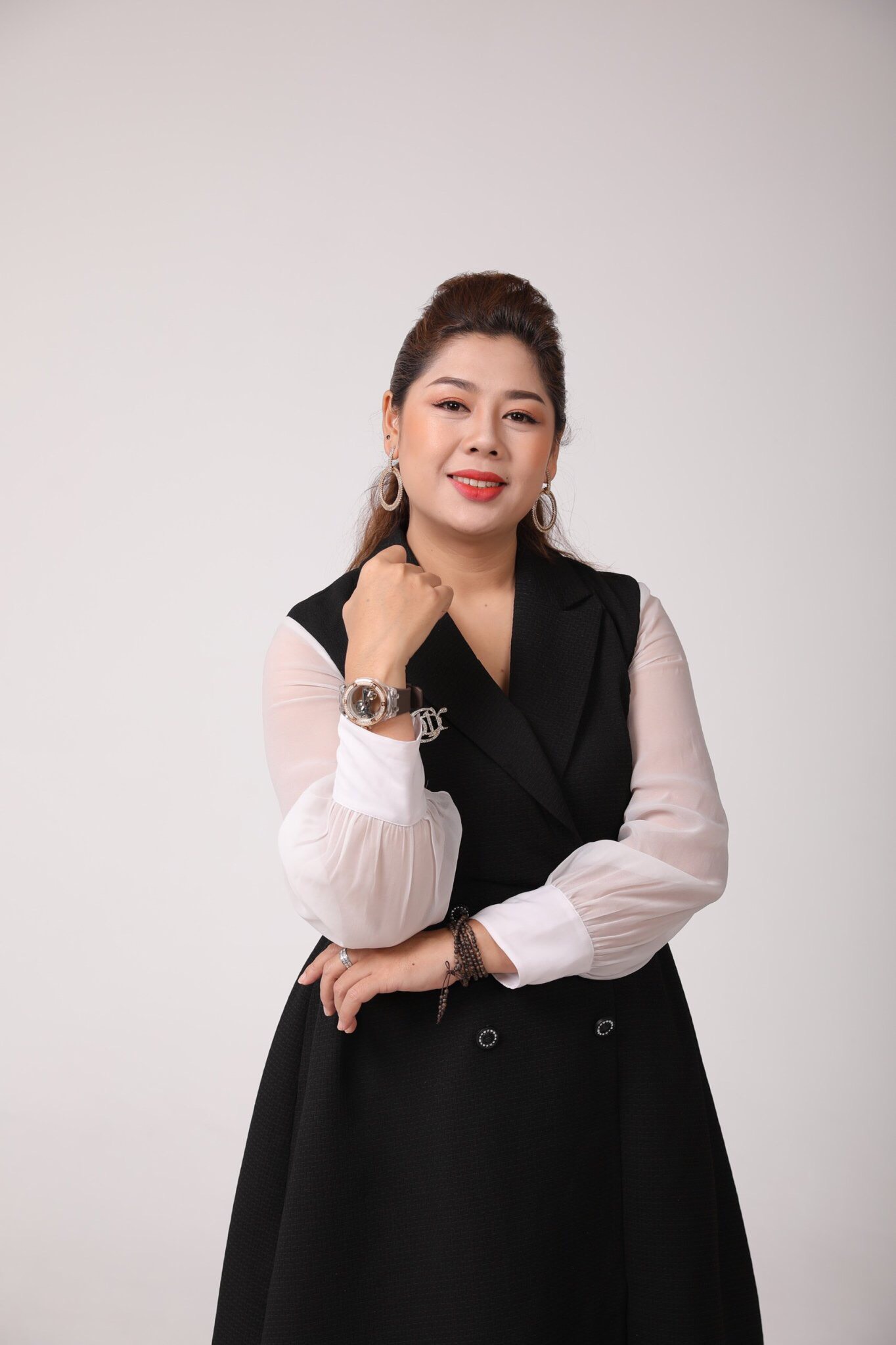 Nữ doanh nhân Thu Nga Nguyễn - Người truyền lửa say mê trên con đường tìm đến sự chữa lành