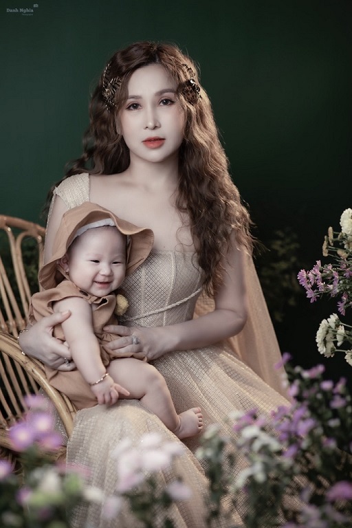 Lê Trang Dubai Queen có thể dung hoà tốt công việc và gia đình