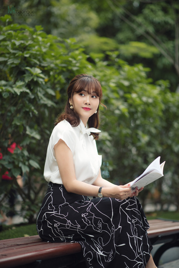 Hình ảnh của nữ doanh nhân luôn làm việc với tất cả đam mê
